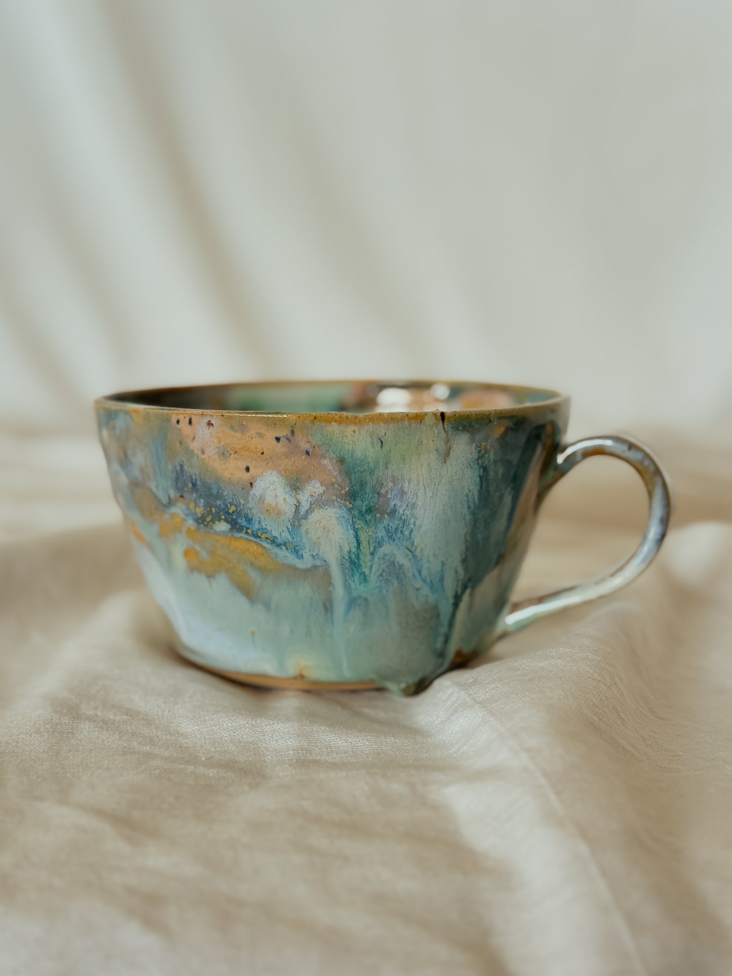 Croissant Mug (B)