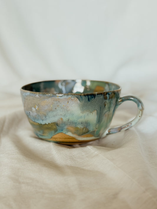 Croissant Mug (C)