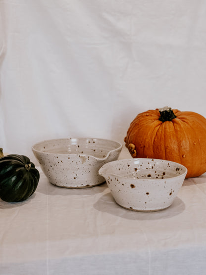 Set of two Speckled Nesting Bowls