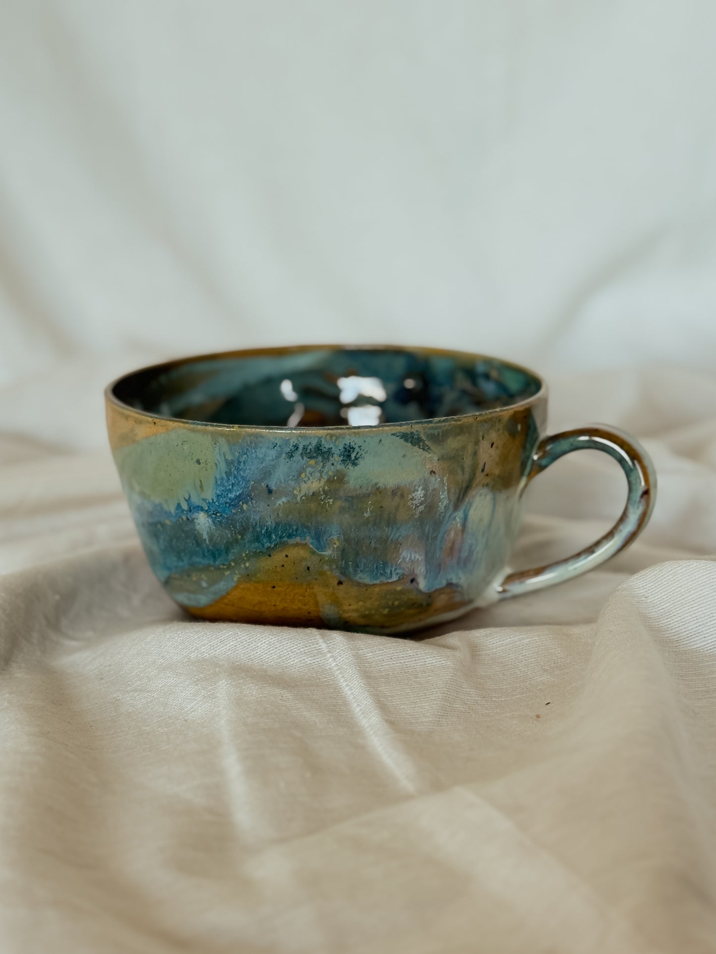 Croissant Mug (A)