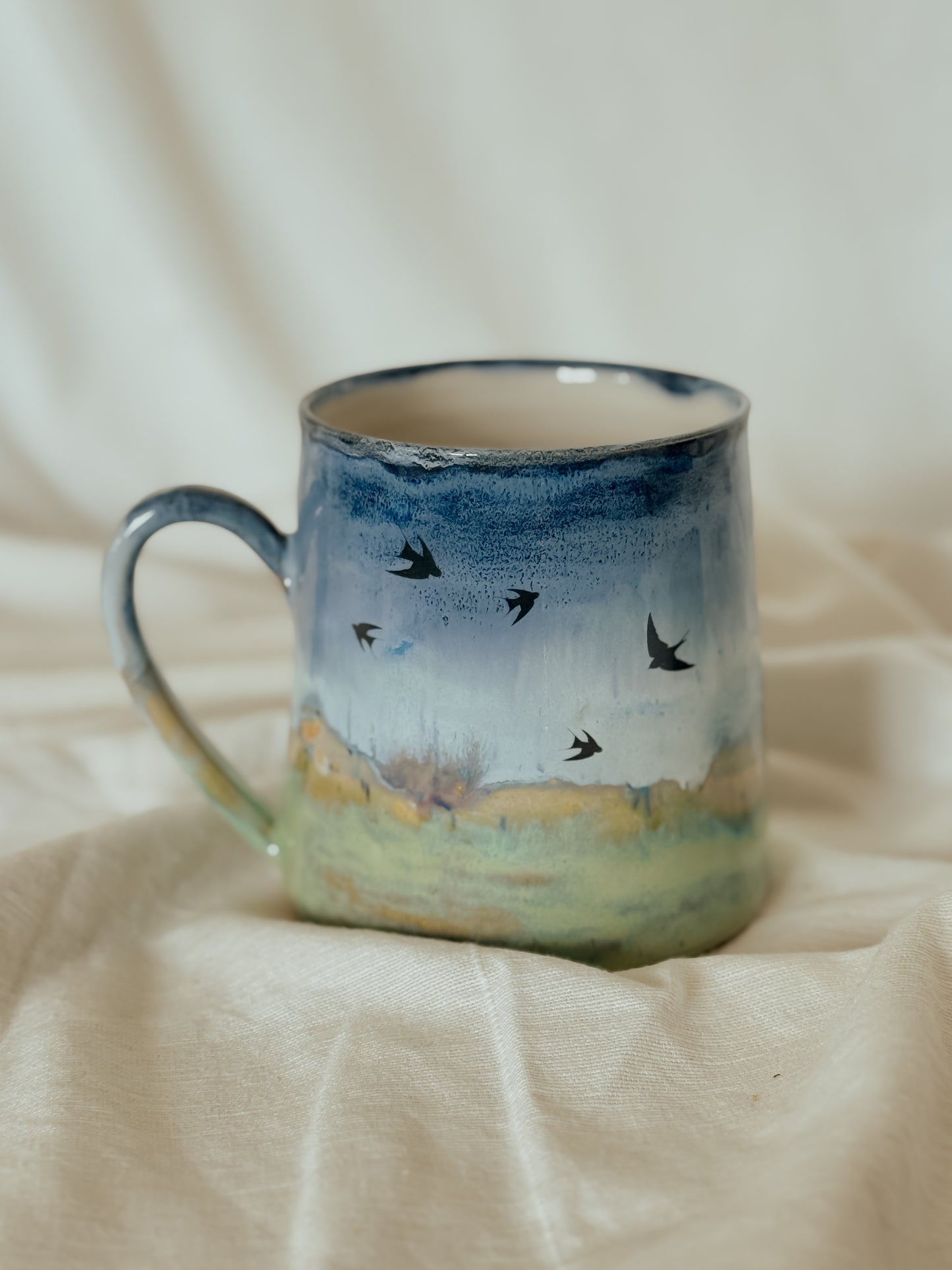 Swallow Mug (B)