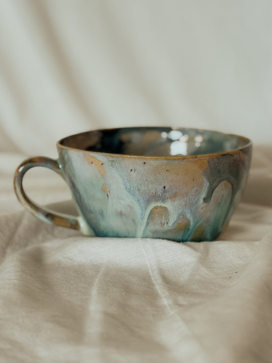 Croissant Mug (C)