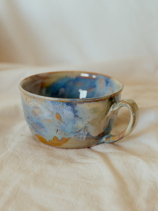 Croissant Mug (E)
